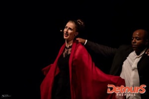 Frontx ,création pour danseurs de rue, chanteuse lyrique et beat boxer